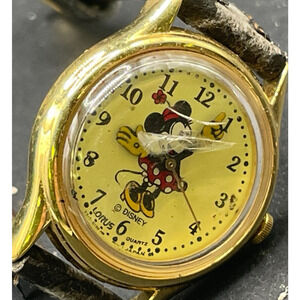LORUS Disney V515-6080 Gold Tone Case Quartz Analog Women's Watch 25mm